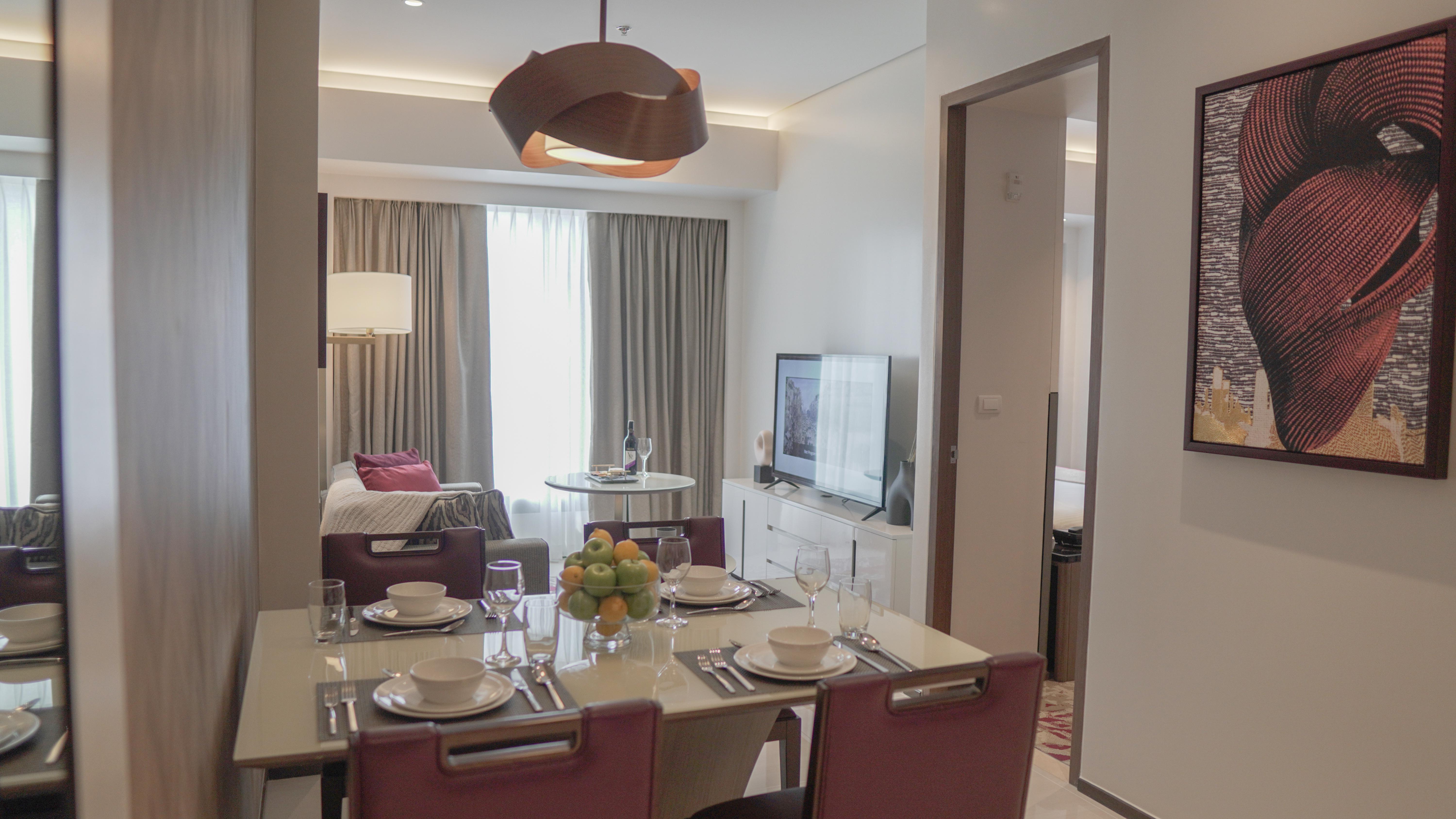 Somerset Central Salcedo Makati Макати Экстерьер фото